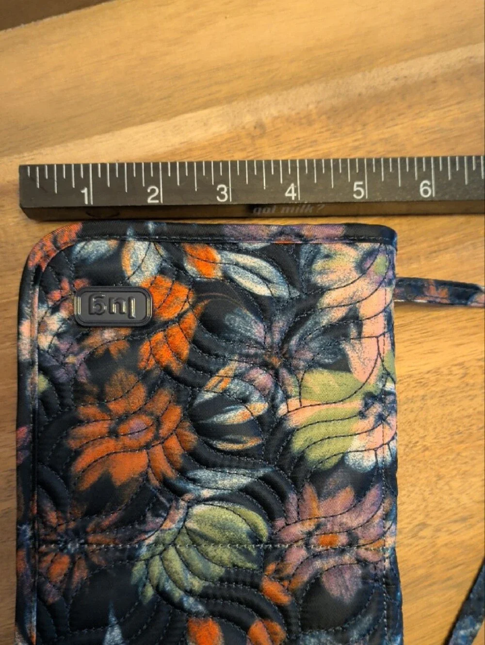 Lug Sleeper XL Convertible Cosmetic Brush Holder – Bouquet Black Floral